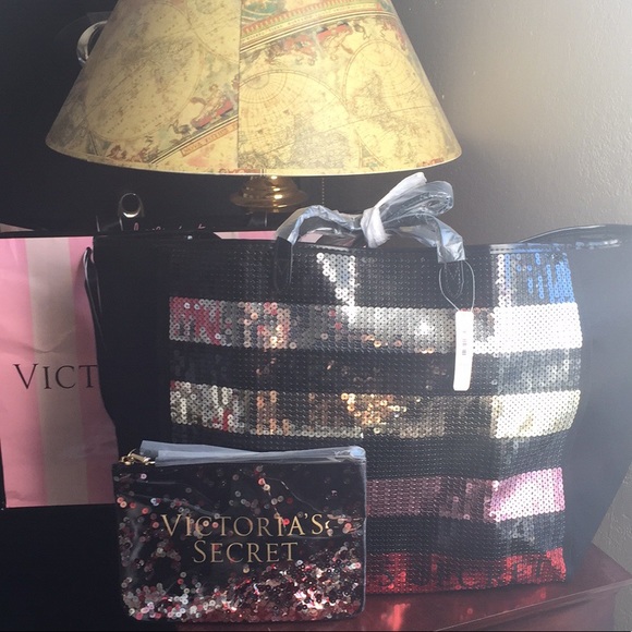 VS Sequin Tote w/pouch - Picture 4 of 6